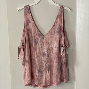 “Soft & Sexy Tee” by American Eagle Outfitters